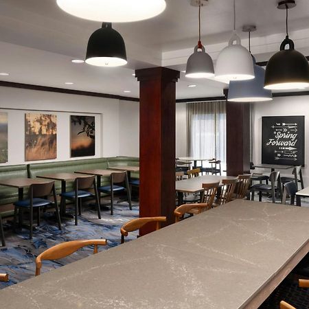 Fairfield Inn And Suites By Marriott Tifton Exteriör bild