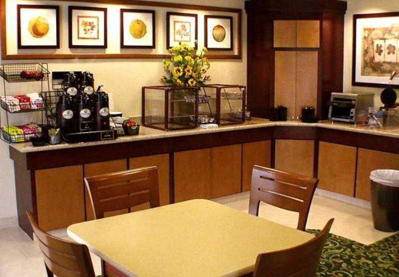 Fairfield Inn And Suites By Marriott Tifton Exteriör bild