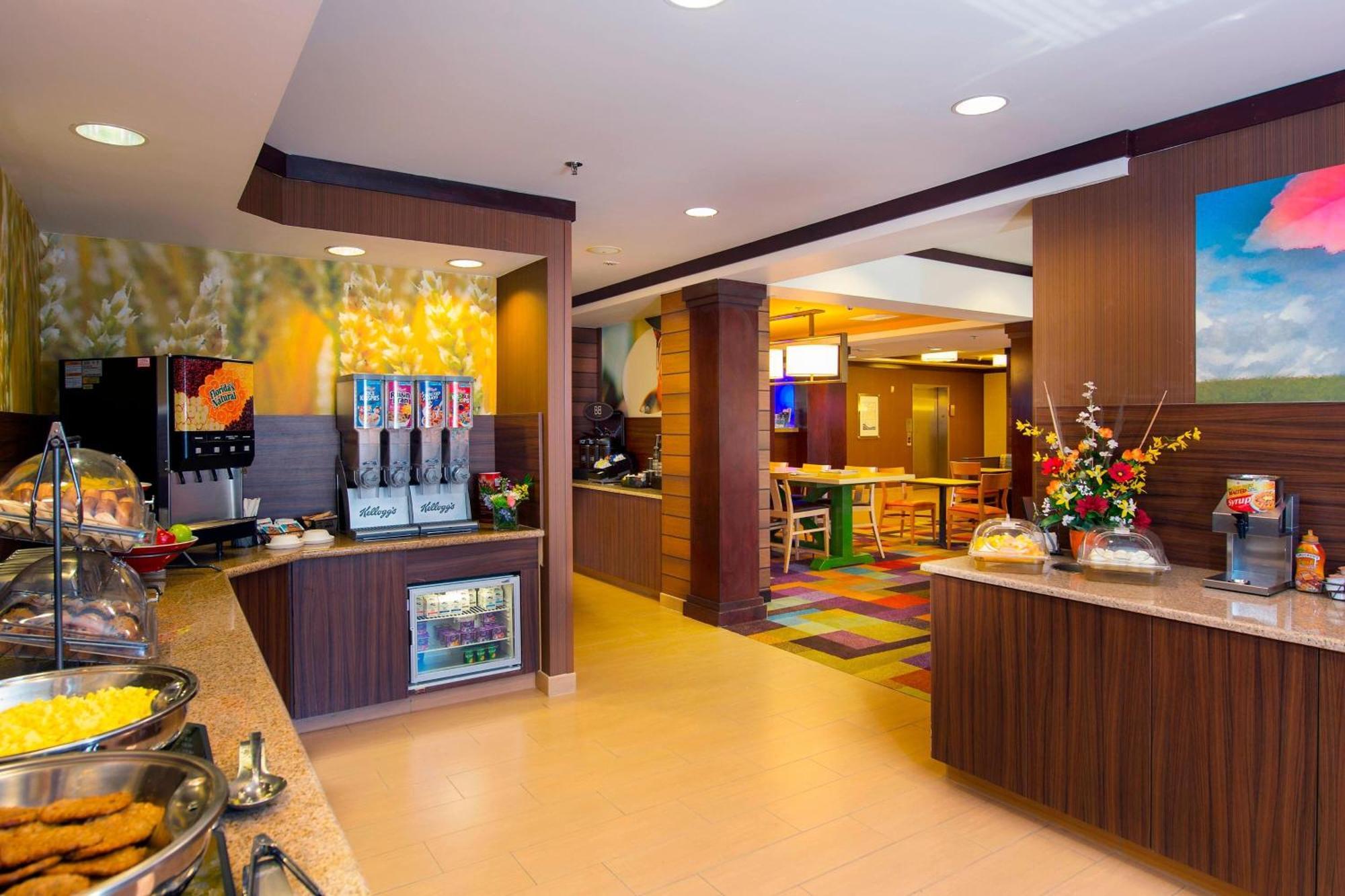 Fairfield Inn And Suites By Marriott Tifton Exteriör bild