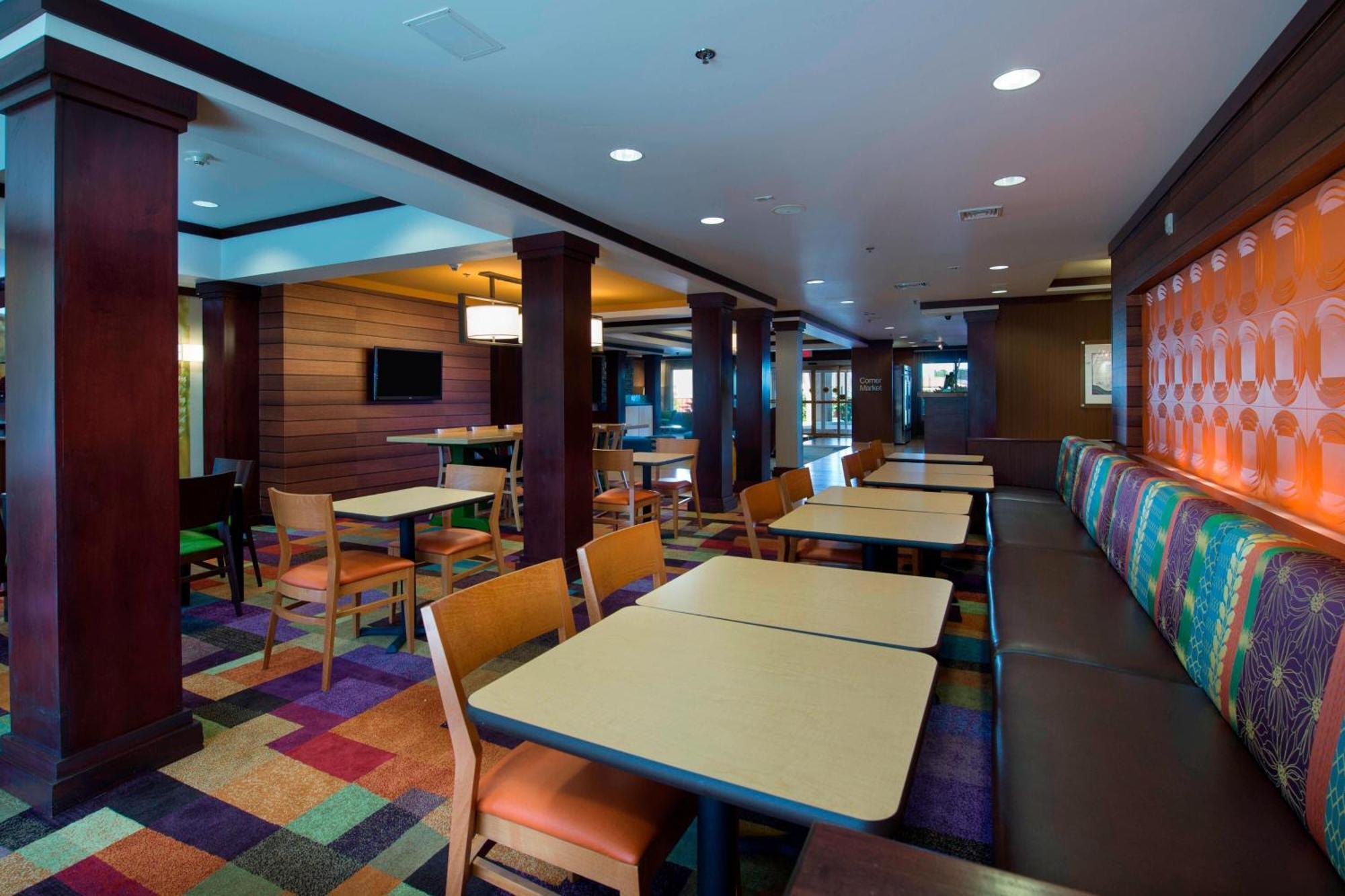 Fairfield Inn And Suites By Marriott Tifton Exteriör bild