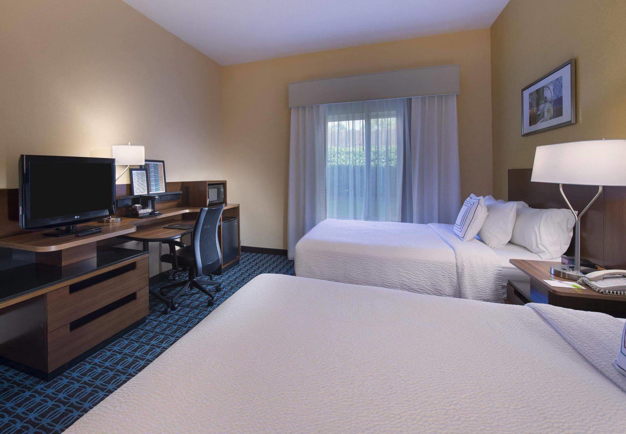 Fairfield Inn And Suites By Marriott Tifton Exteriör bild