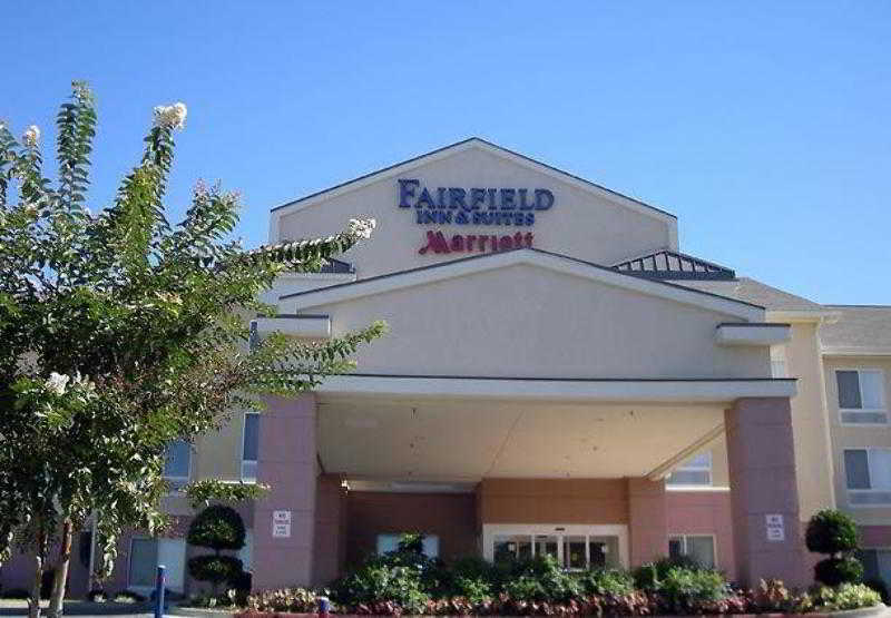 Fairfield Inn And Suites By Marriott Tifton Exteriör bild